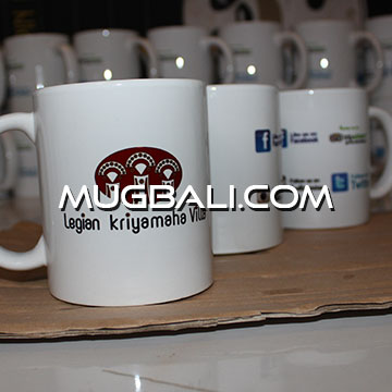 Contoh-cetak-mug-pesana-Legian-kriyamana-villa